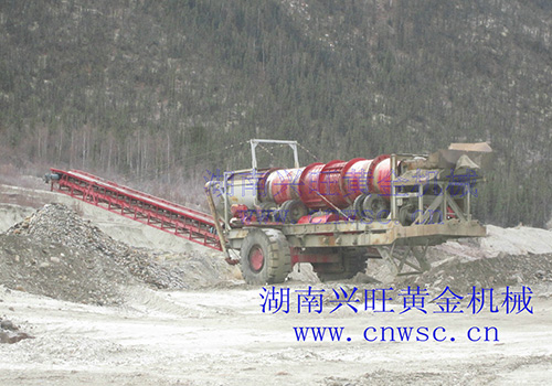 脫泥選金機現場工作